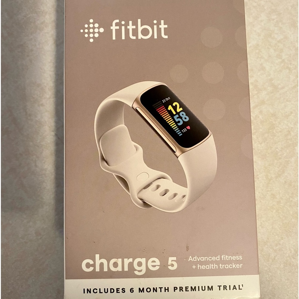 Fitbit Charge 5